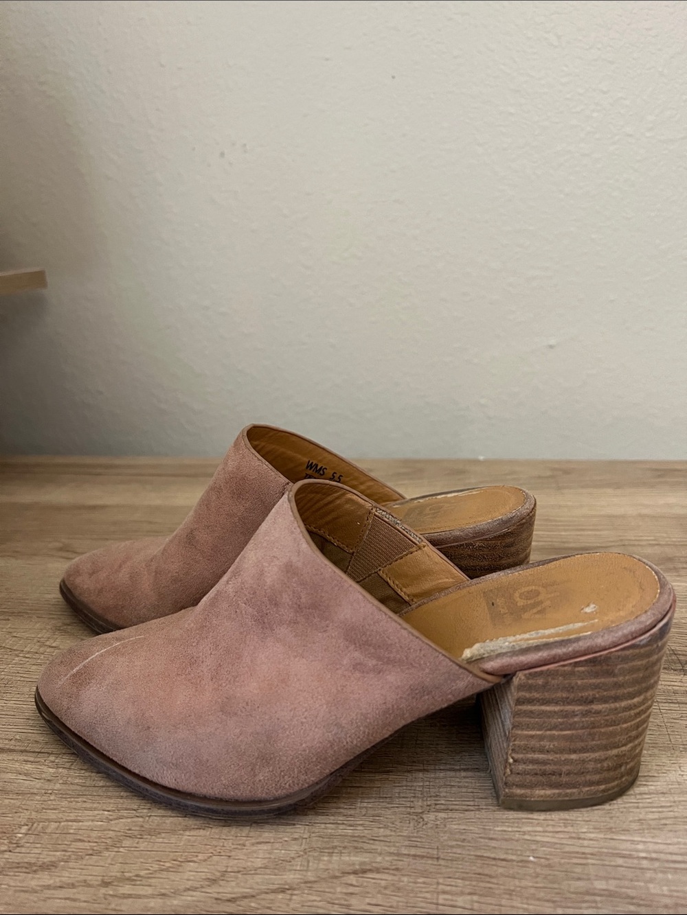 Women's Suede Mule Heels